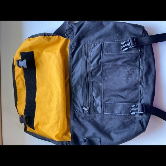 EMS Eastern Mountain Sports Shoulder Strap Bag - Picture 6 of 10